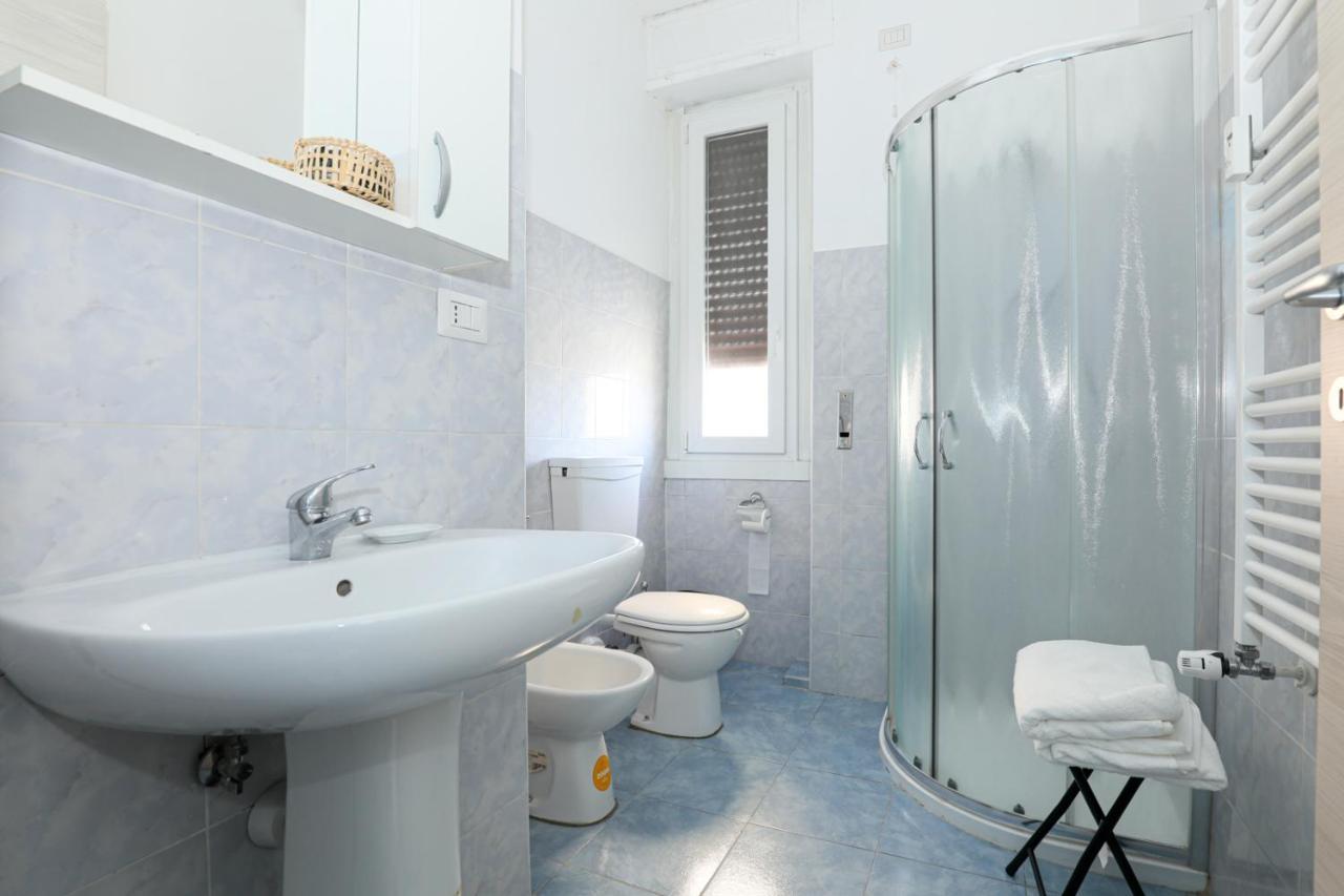 Affittacamere "San Martino Rooms" เจนัว ภายนอก รูปภาพ