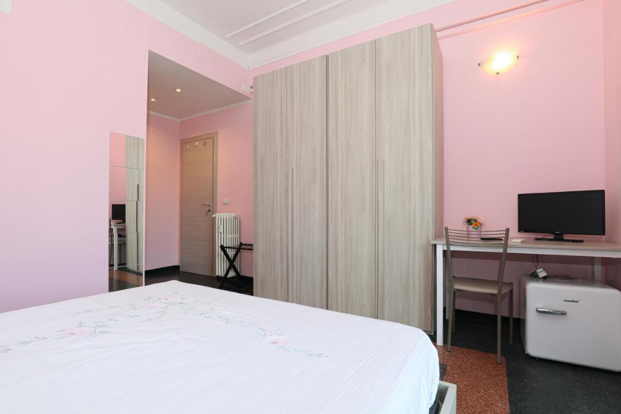 Affittacamere "San Martino Rooms" เจนัว ภายนอก รูปภาพ
