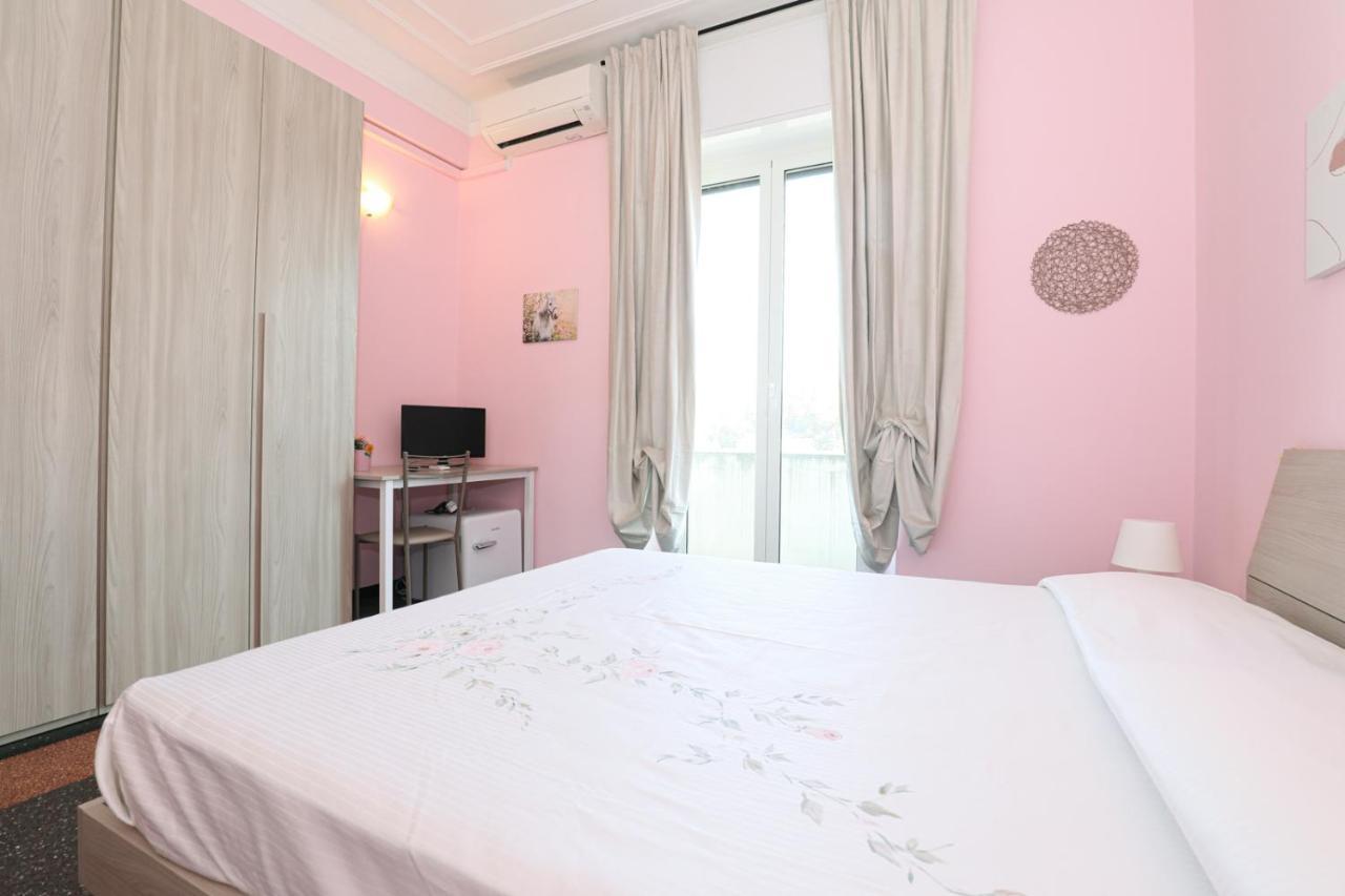 Affittacamere "San Martino Rooms" เจนัว ภายนอก รูปภาพ