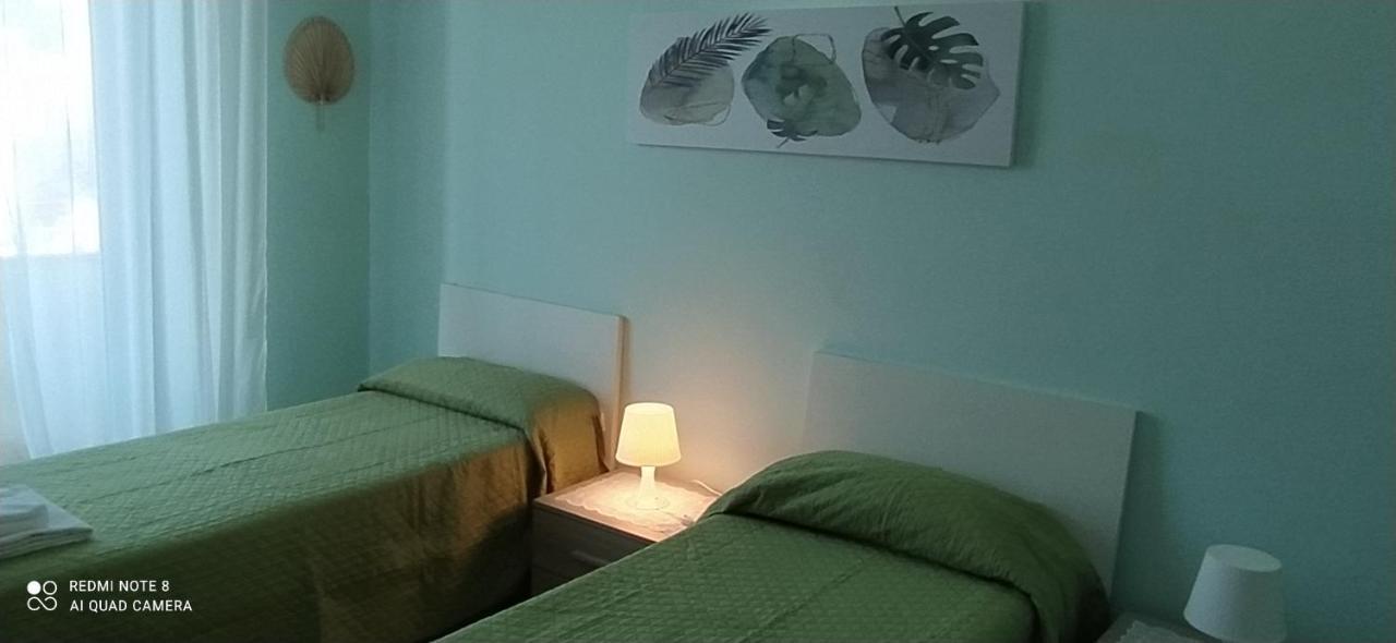 Affittacamere "San Martino Rooms" เจนัว ภายนอก รูปภาพ